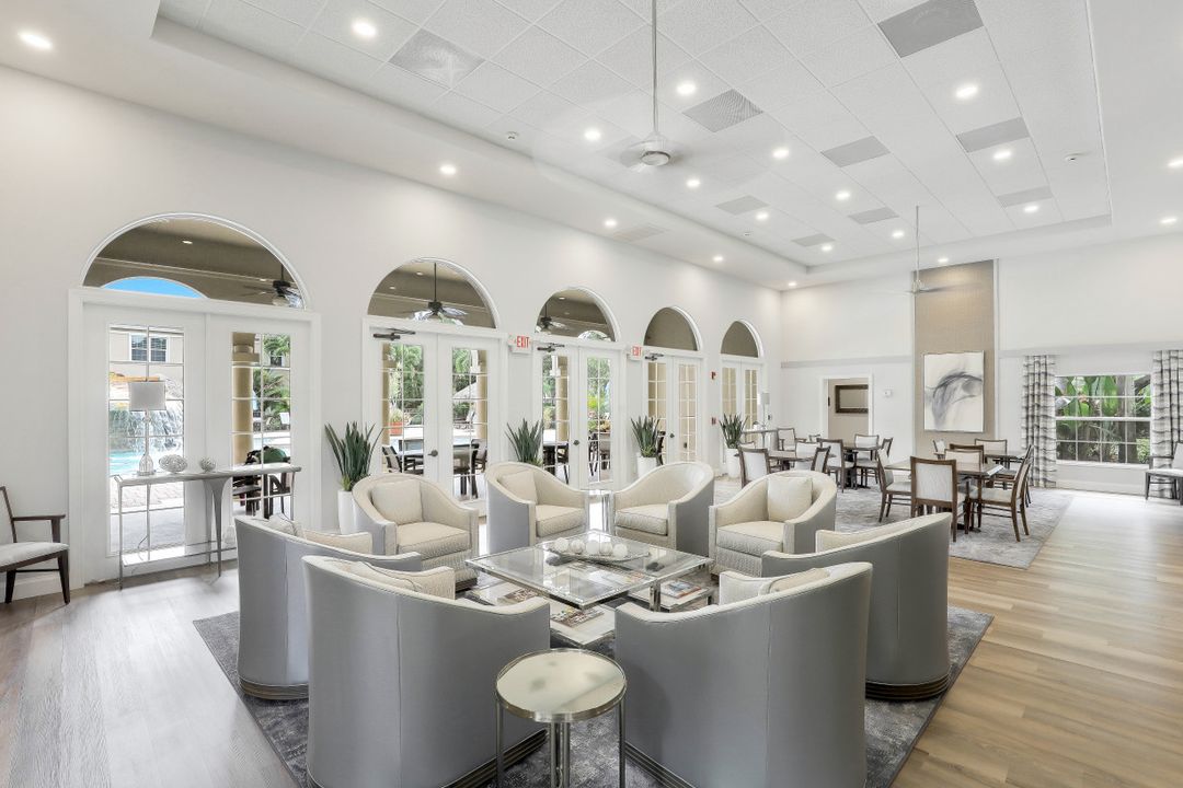 565 El Camino Real, Naples, FL 34119