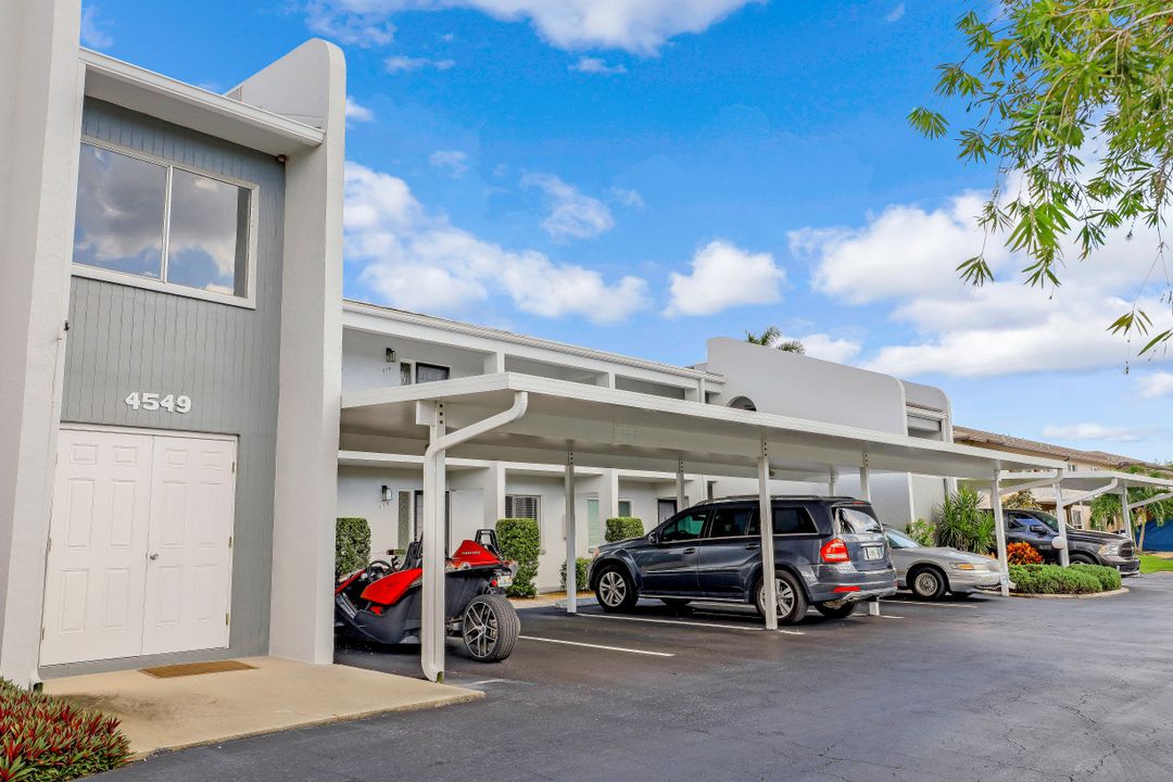 4549 SE 5th Pl #214, Cape Coral, FL 33904