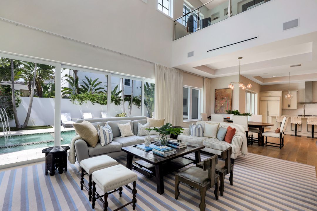 9184 Mercato Ln, Naples, FL 34108