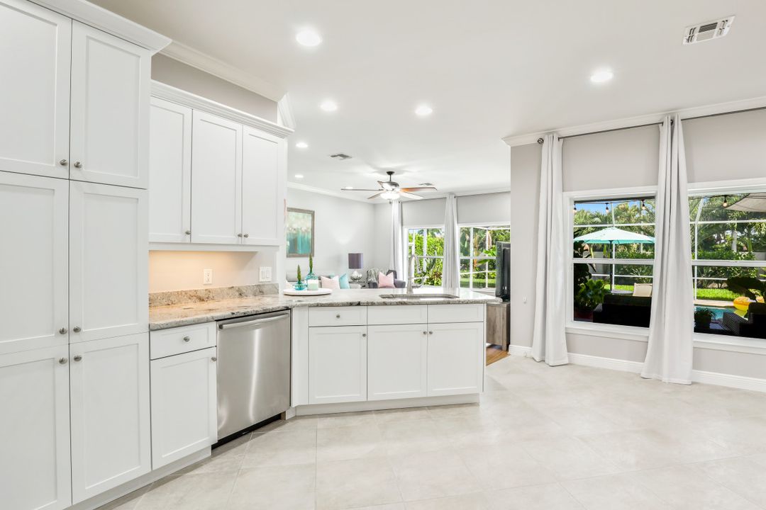 15663 Caloosa Creek Cir, Fort Myers, FL 33908