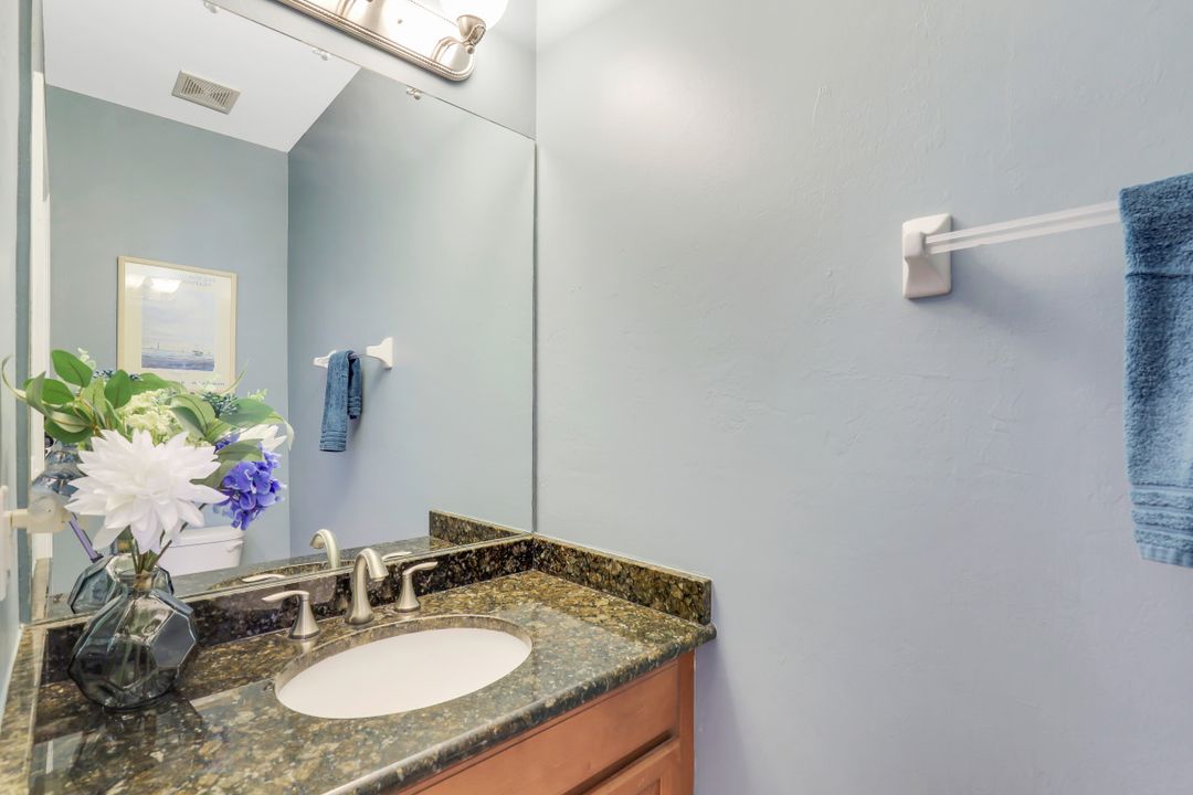 15571 Summit Pl Cir, Naples, FL 34119