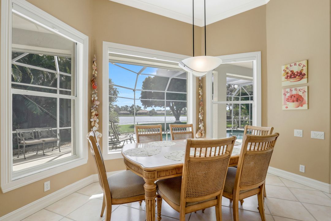 2104 Imperial Cir, Naples, FL 34110