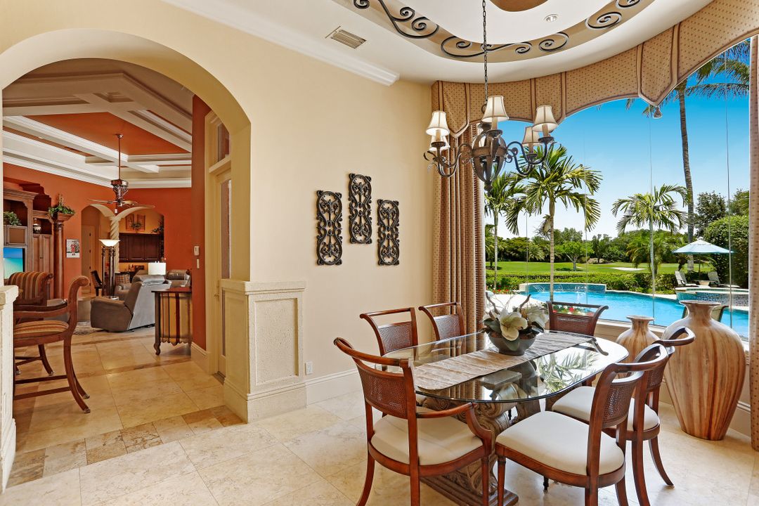 9779 Bent Grass Bend, Naples, FL 34108