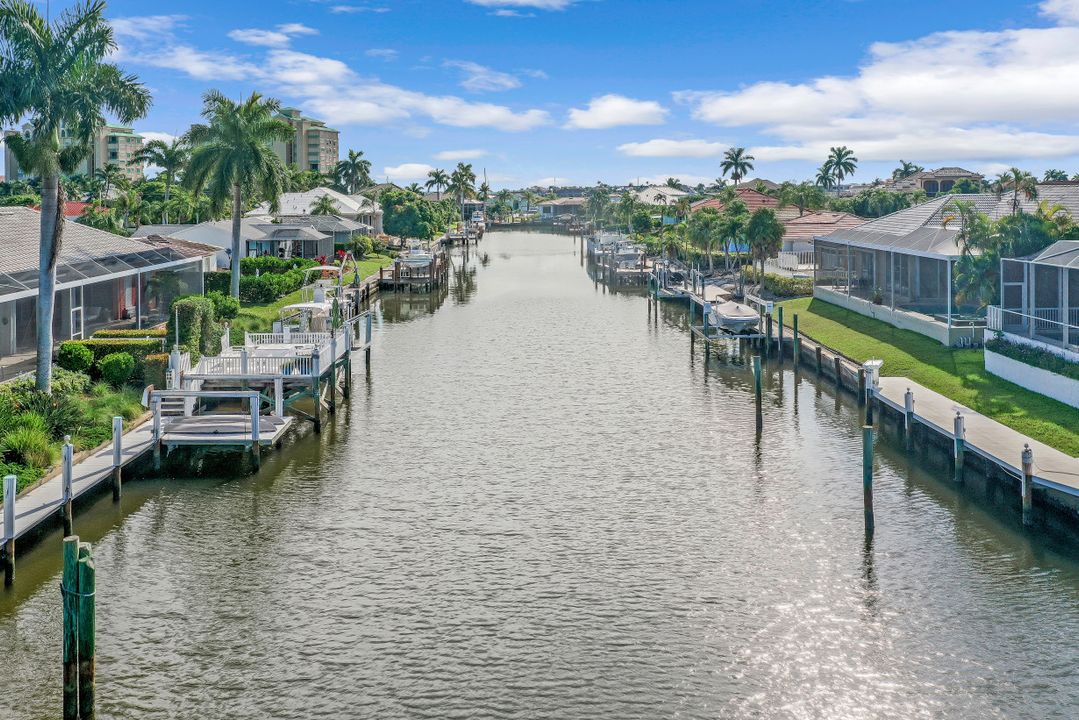 818 Perrine Ct, Marco Island, FL 34145