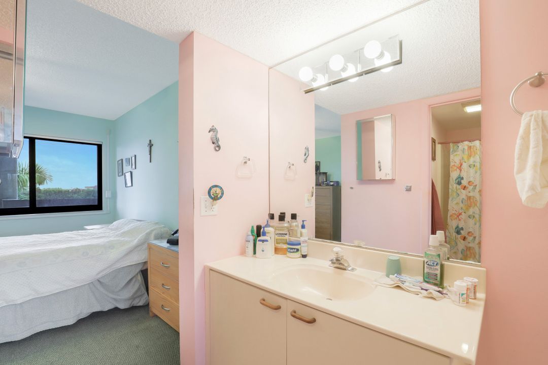 7406 Lake Breeze Dr APT 519, Fort Myers, FL 33907