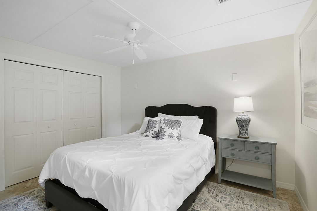 3824 Survey Cir, Bonita Springs, FL 34134