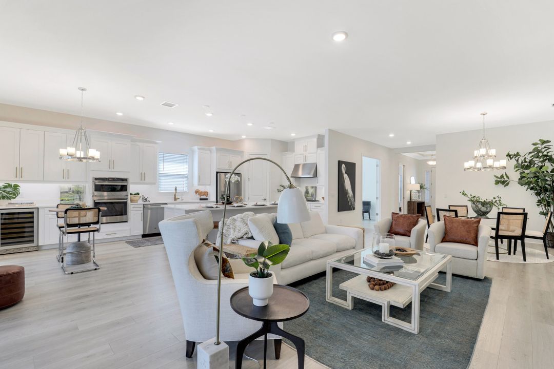 8924 Cappello Ct, Naples, FL 34119