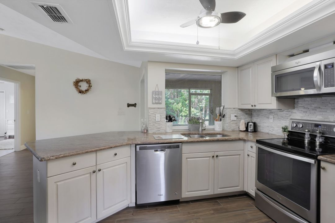 6665 Dabney St, Fort Myers, FL 33966