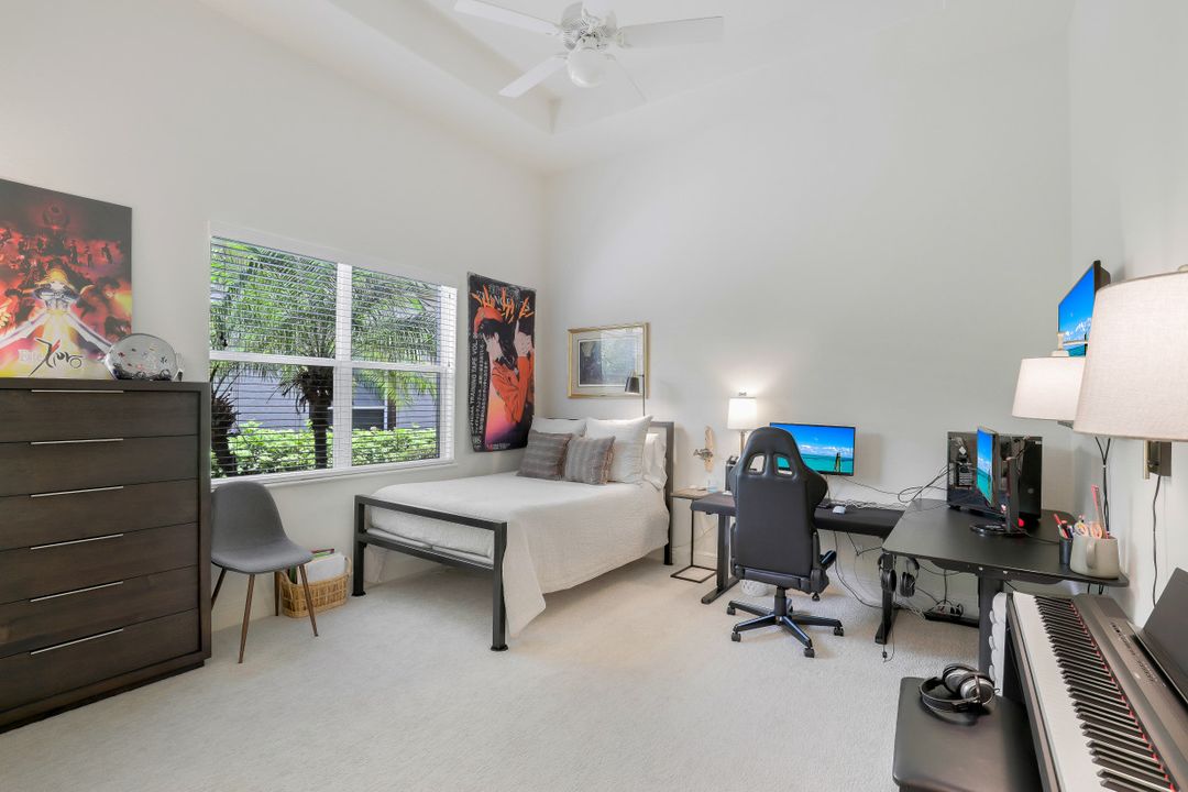 5666 Sago Ct, Naples, FL 34119