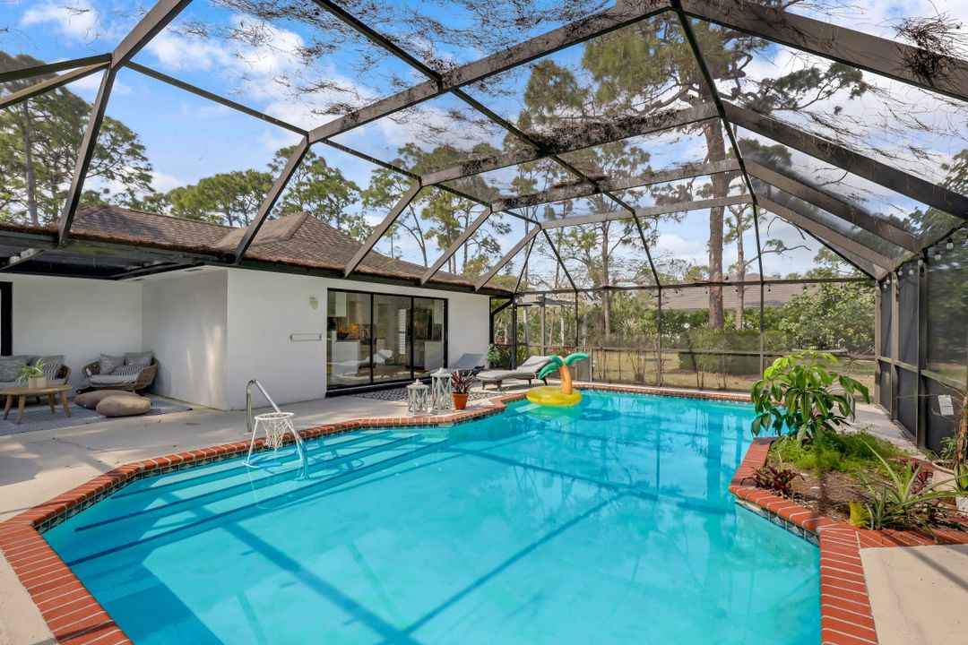 6640 Trail Blvd, Naples, FL 34108