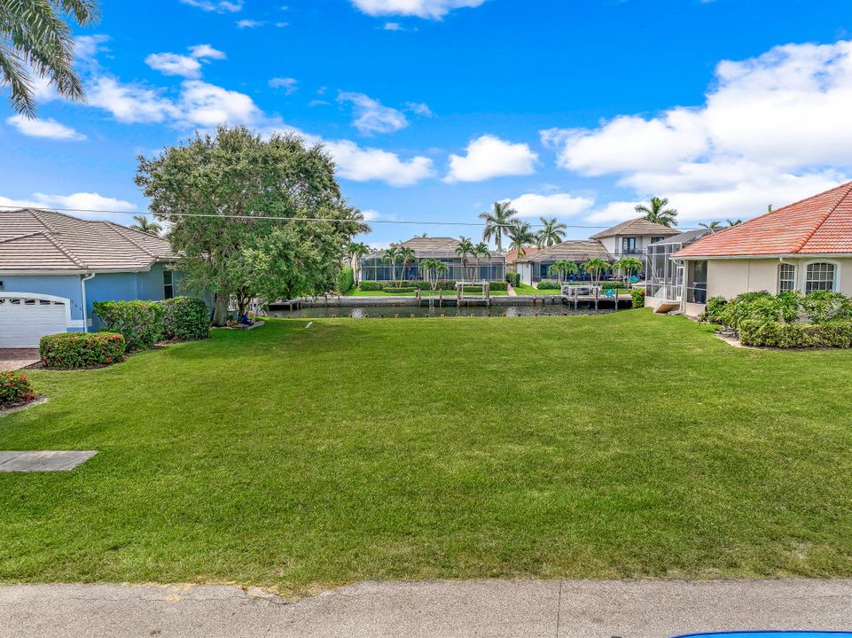 931 Ivory Ct, Marco Island, FL 34145