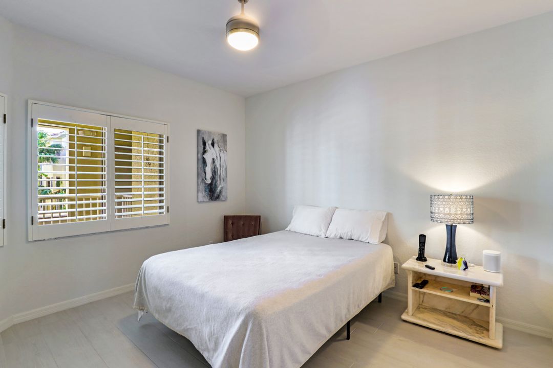 7718 Pebble Creek Cir #203, Naples, FL 34108