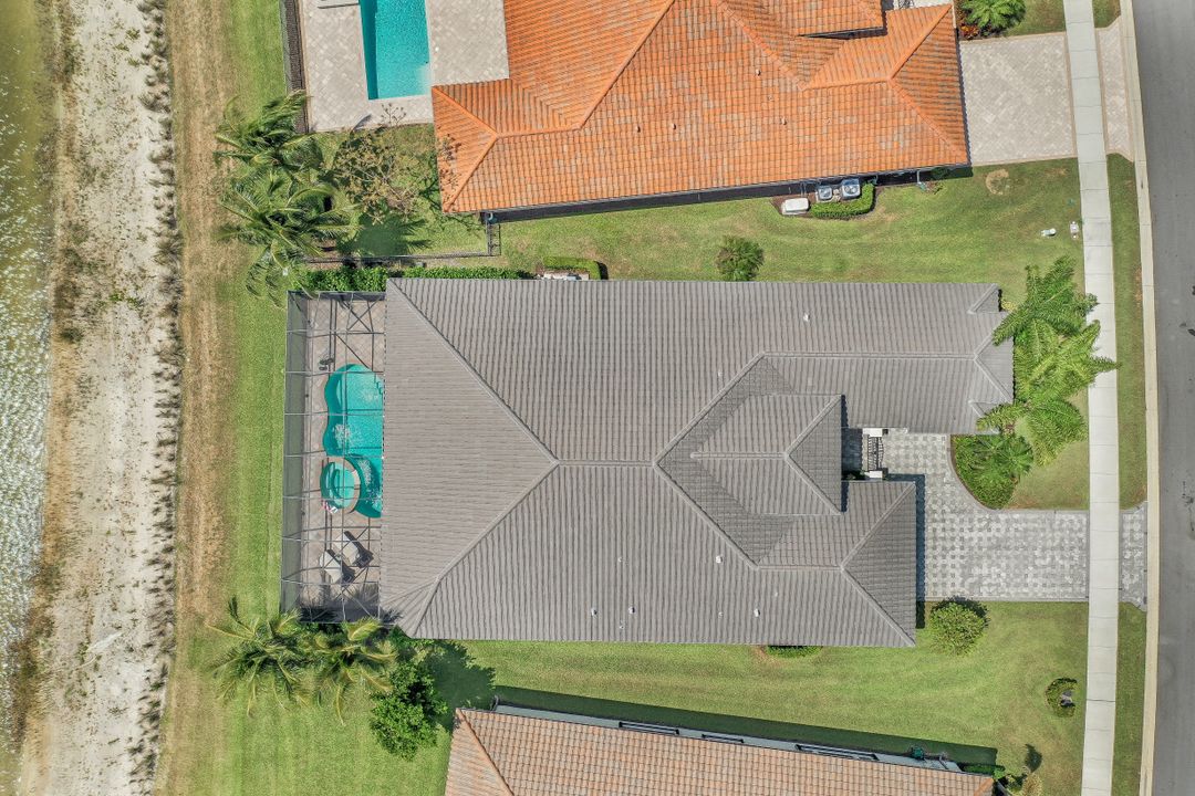 4477 Caldera Cir, Naples, FL 34119