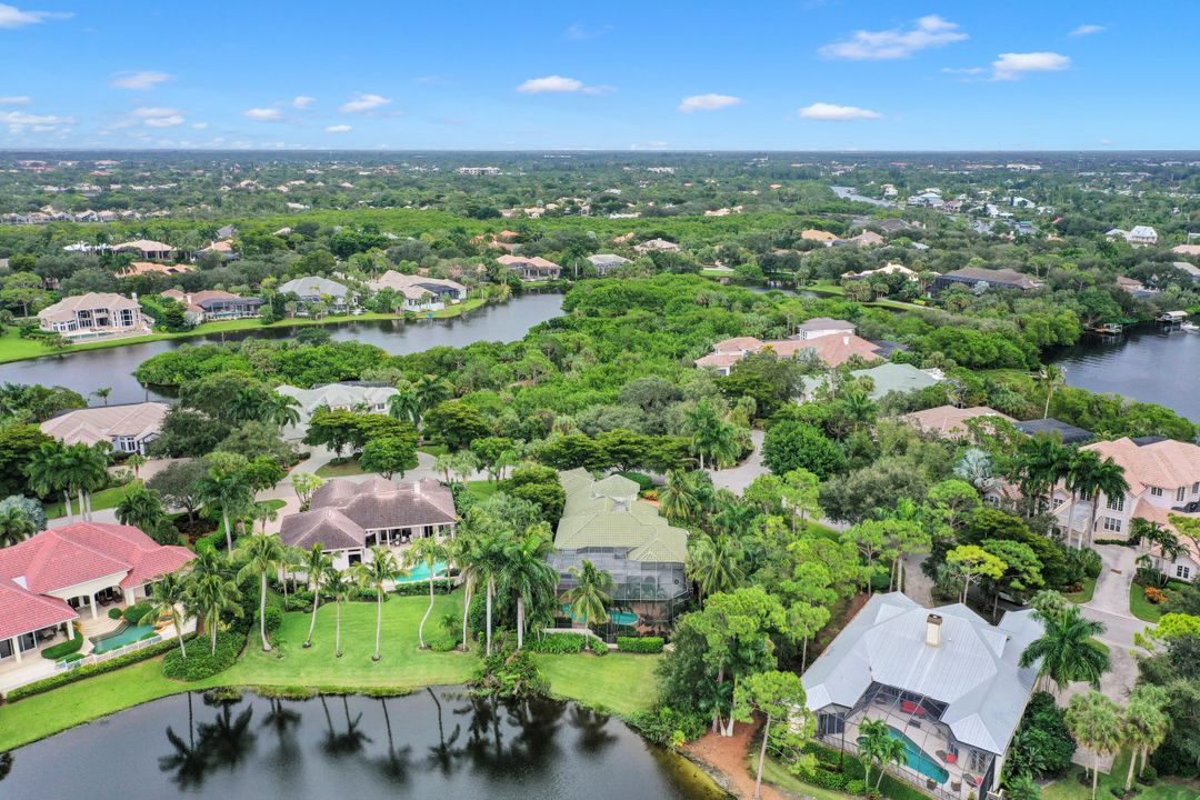 27280 Oak Knoll Dr, Bonita Springs, FL 34134