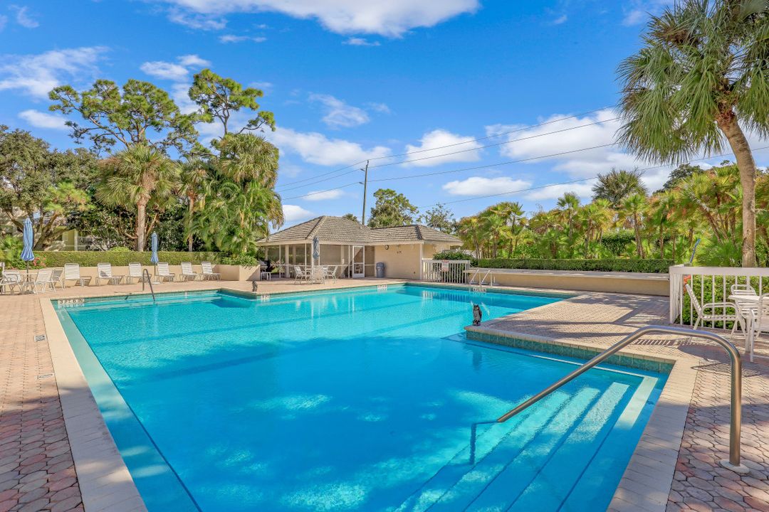 432 Sugar Pine Ln #432, Naples, FL 34108