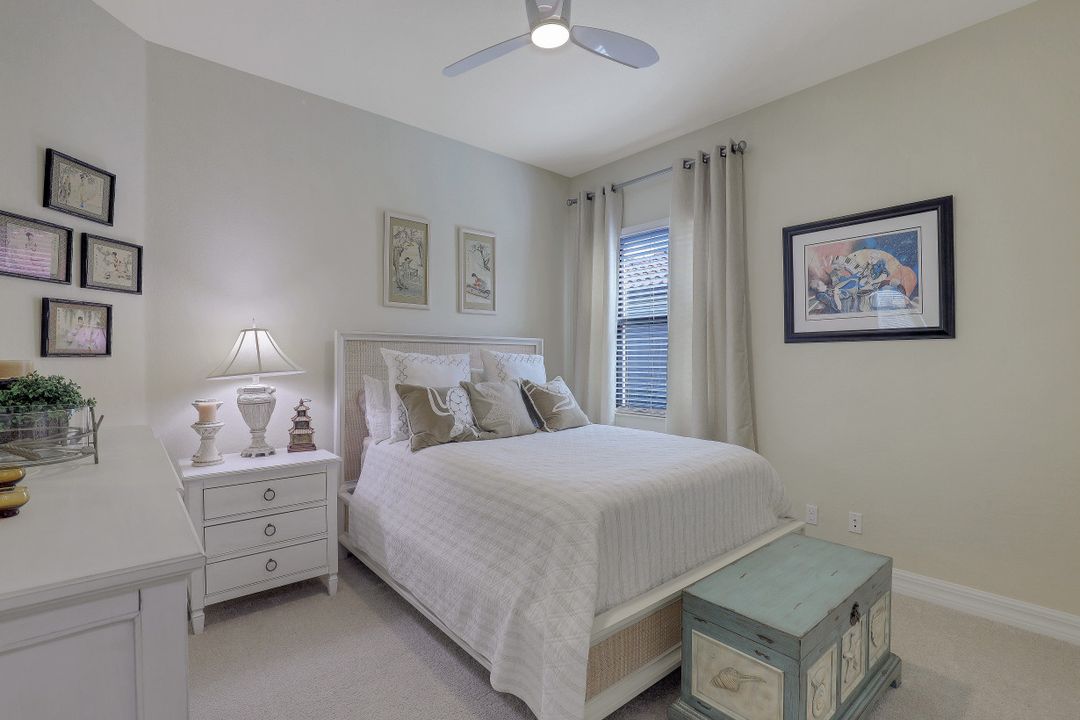 9336 Vercelli Ct, Naples, FL 34113