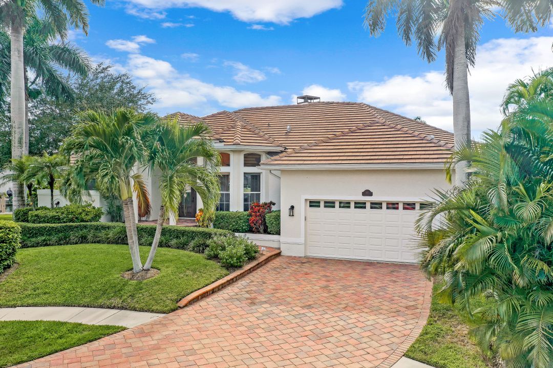 188 Richmond Ct, Marco Island, FL 34145