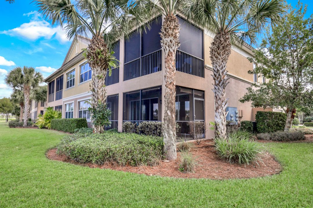 9521 Ironstone Terrace #101, Naples, FL 34120