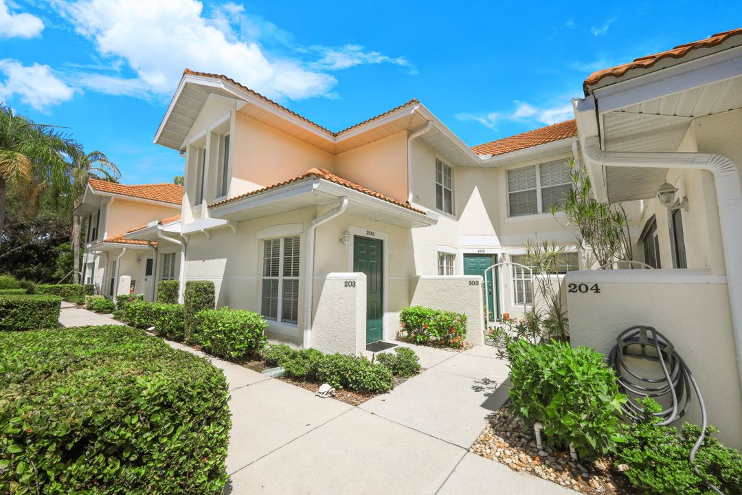 4940 Deerfield Way #203, Naples, FL 34110