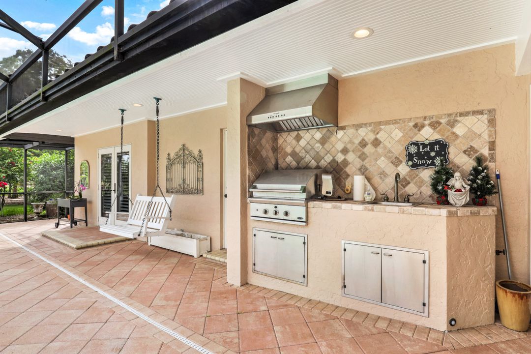 4224 Snowberry Ln, Naples, FL 34119