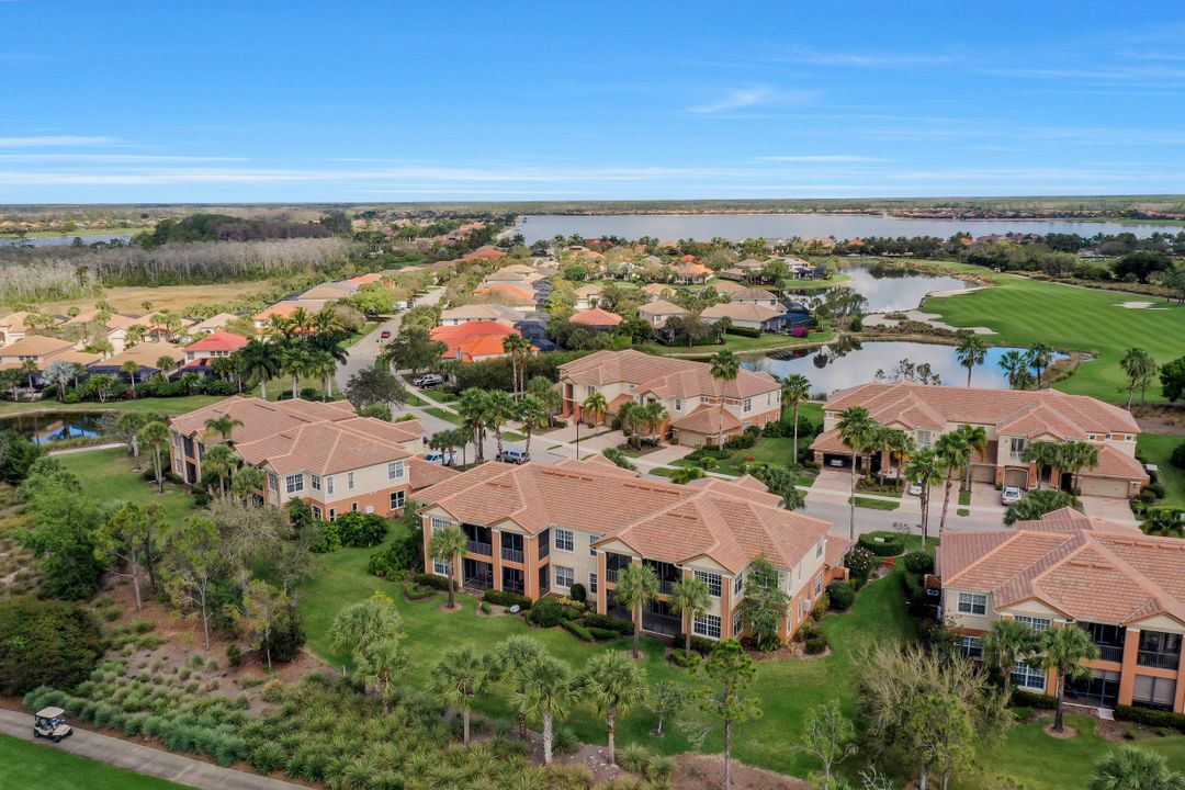 9201 Quartz Ln Apt 201 #201, Naples, FL 34120