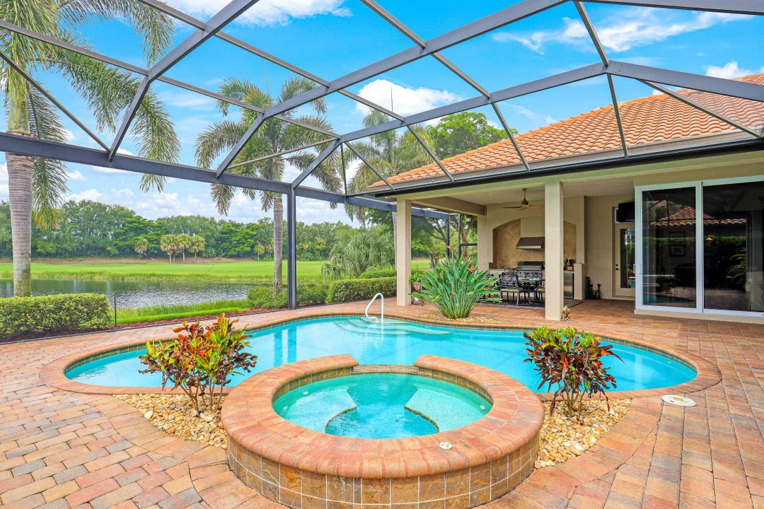 12550 Vittoria Way, Fort Myers, FL 33912