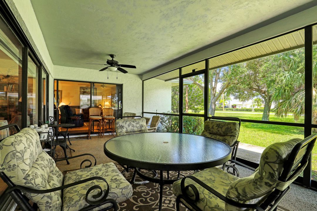 2509 Kings Lake Blvd, Naples, FL 34112