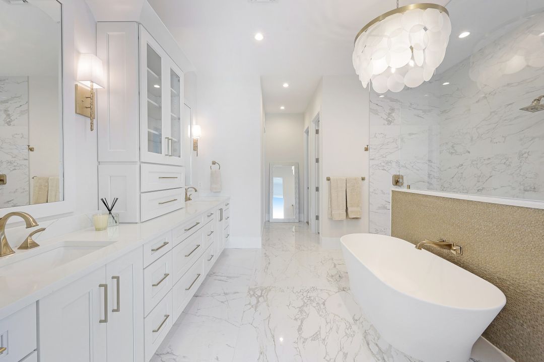 1250 Spanish Ct, Marco Island, FL 34145