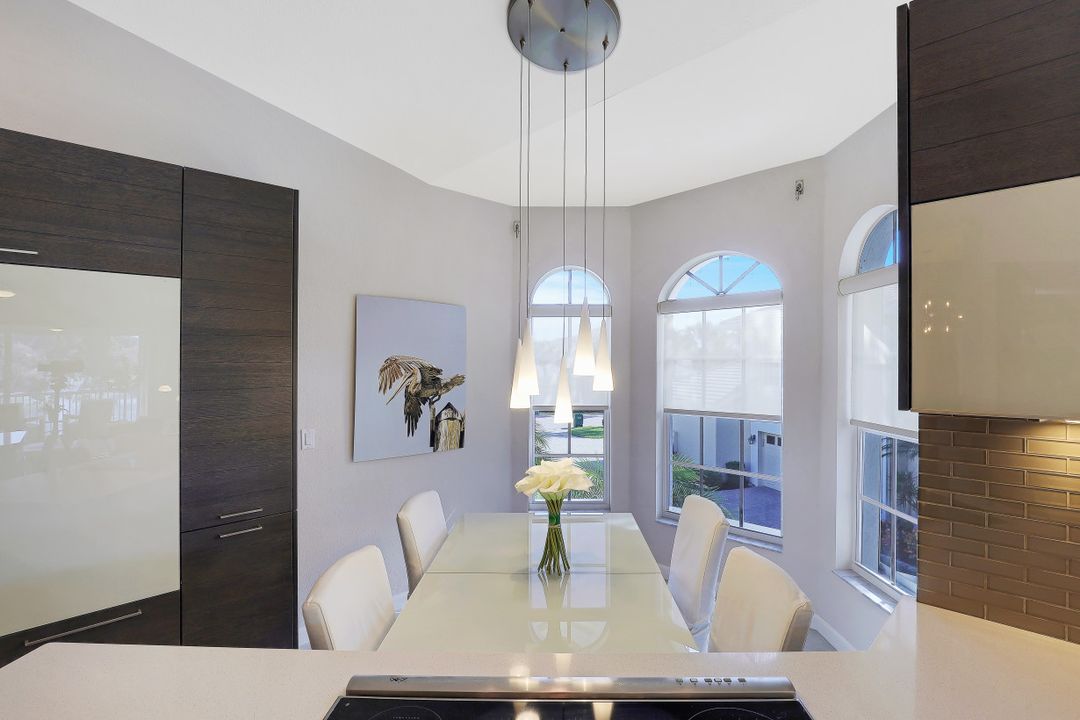 1825 Seville Blvd #821, Naples, FL 34109