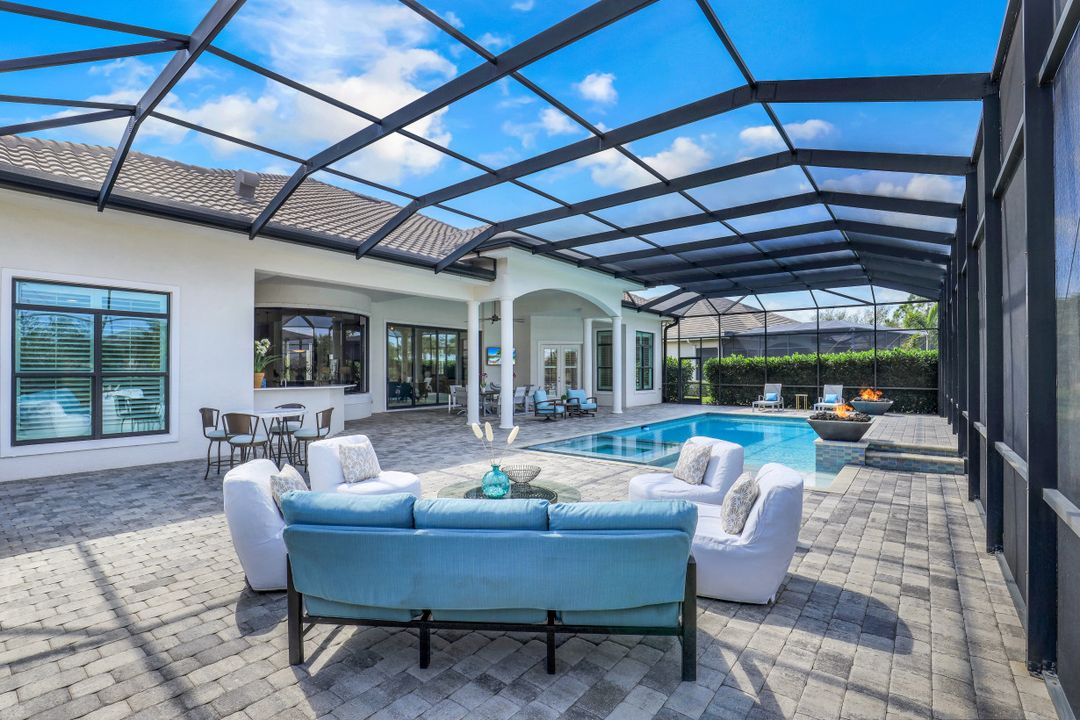 9011 Arrezo Ct, Naples, FL 34119