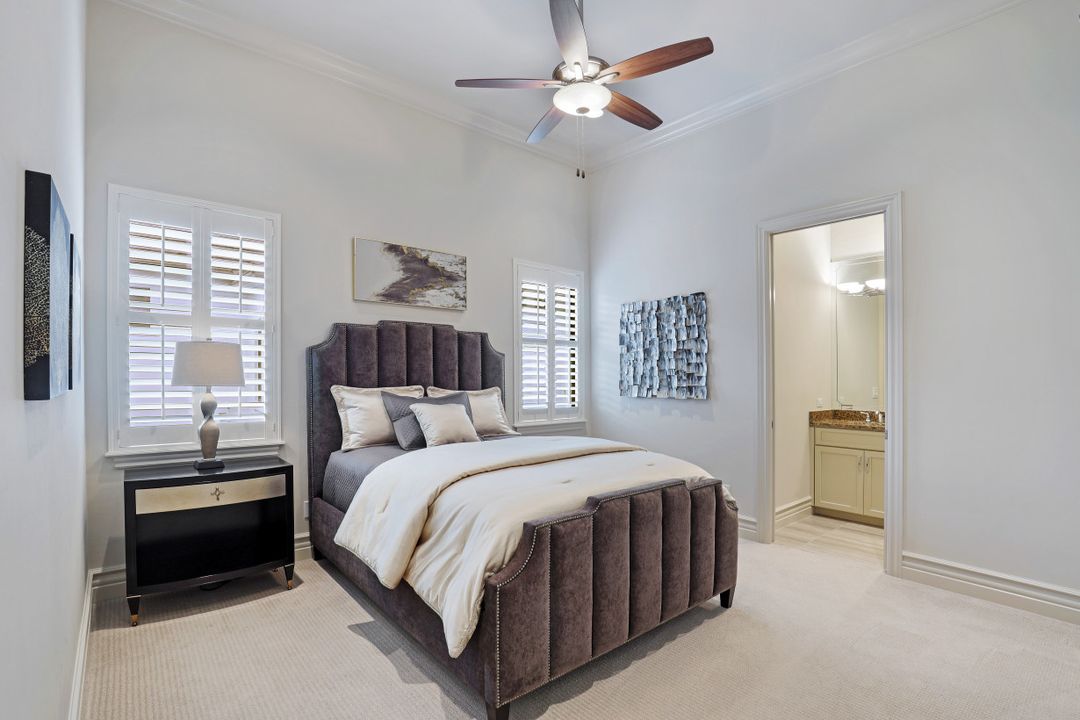 16459 Seneca Way, Naples, FL 34110