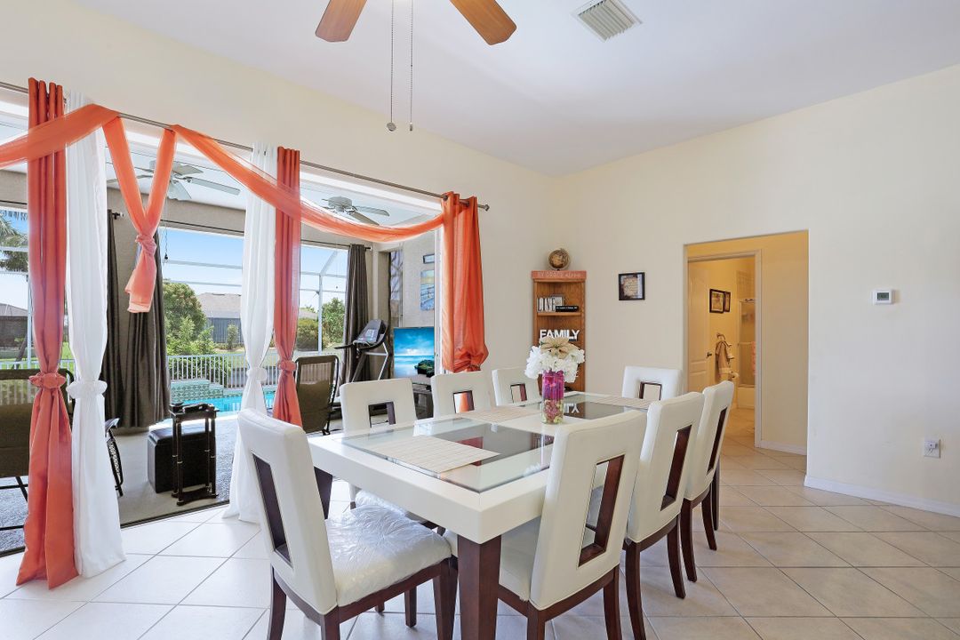 1409 SE 4th Pl, Cape Coral, FL 33990