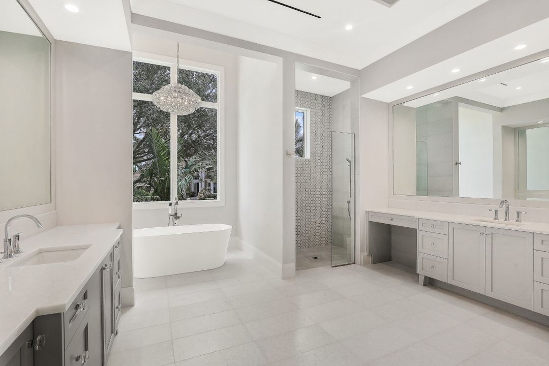 313 Turtle Hatch Rd, Naples, FL 34103