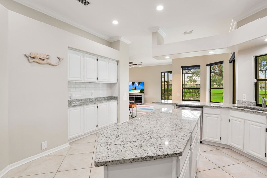 13291 Bridgeford Ave, Bonita Springs, FL 34135