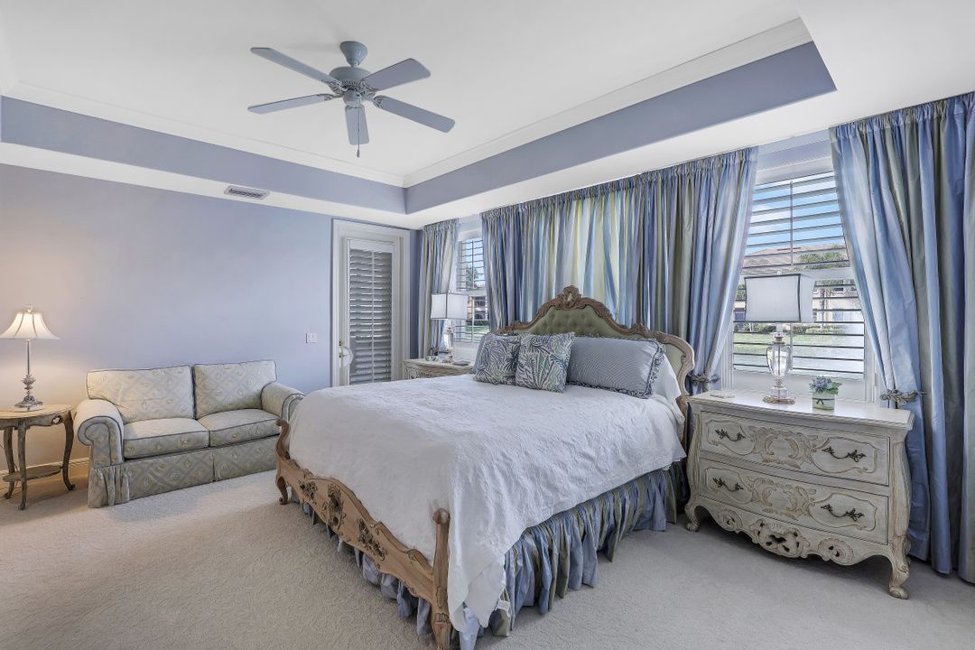 575 Avellino Isles Cir #101, Naples, FL 34119