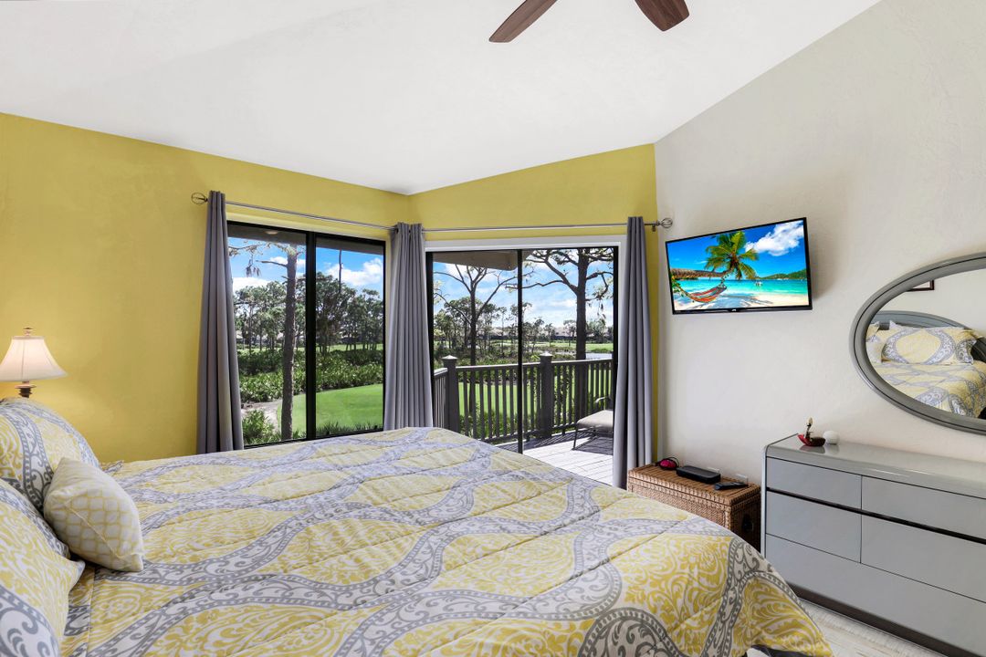 27131 Oakwood Lake Dr, Bonita Springs, FL 34134