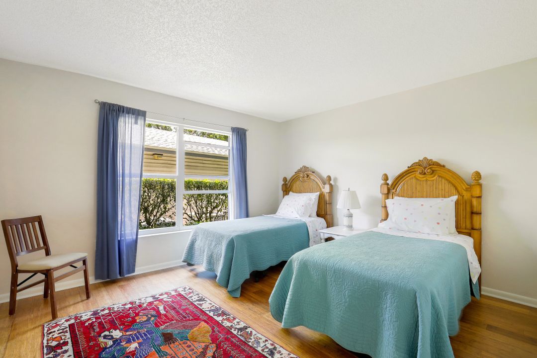 3300 Binnacle Dr #101, Naples, FL 34103