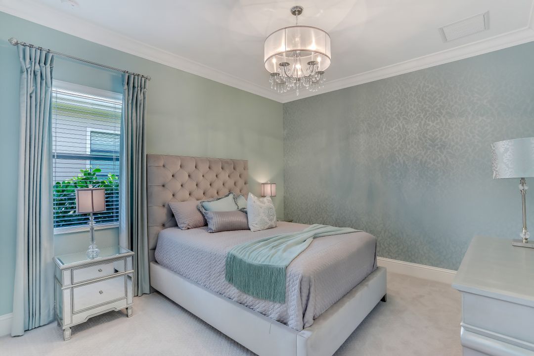 8981 Arrezo Ct, Naples, FL 34119