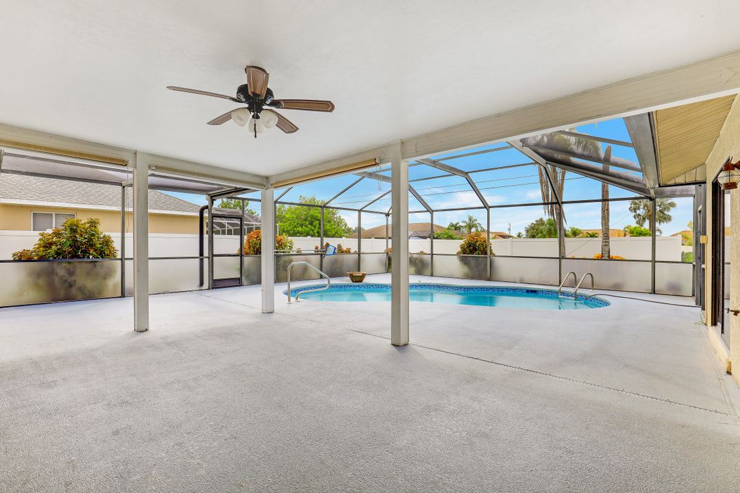 1118 SW 42nd St, Cape Coral, FL 33914