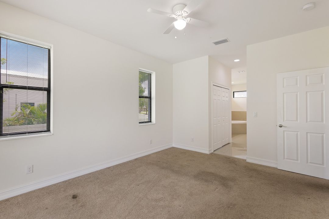 1011 NW 16th Pl, Cape Coral, FL 33993