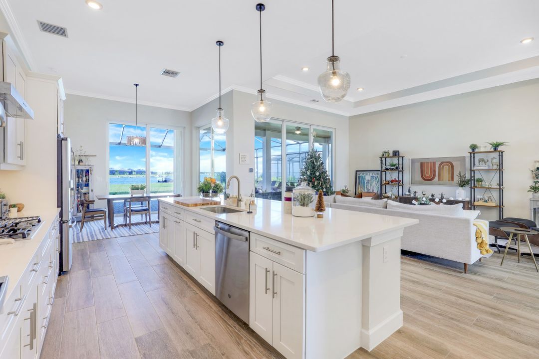 18421 WildBlue Blvd, Fort Myers, FL 33913