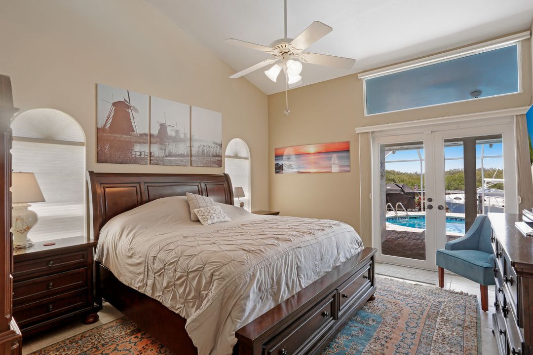 1020 NW 43rd Ave, Cape Coral, FL 33993