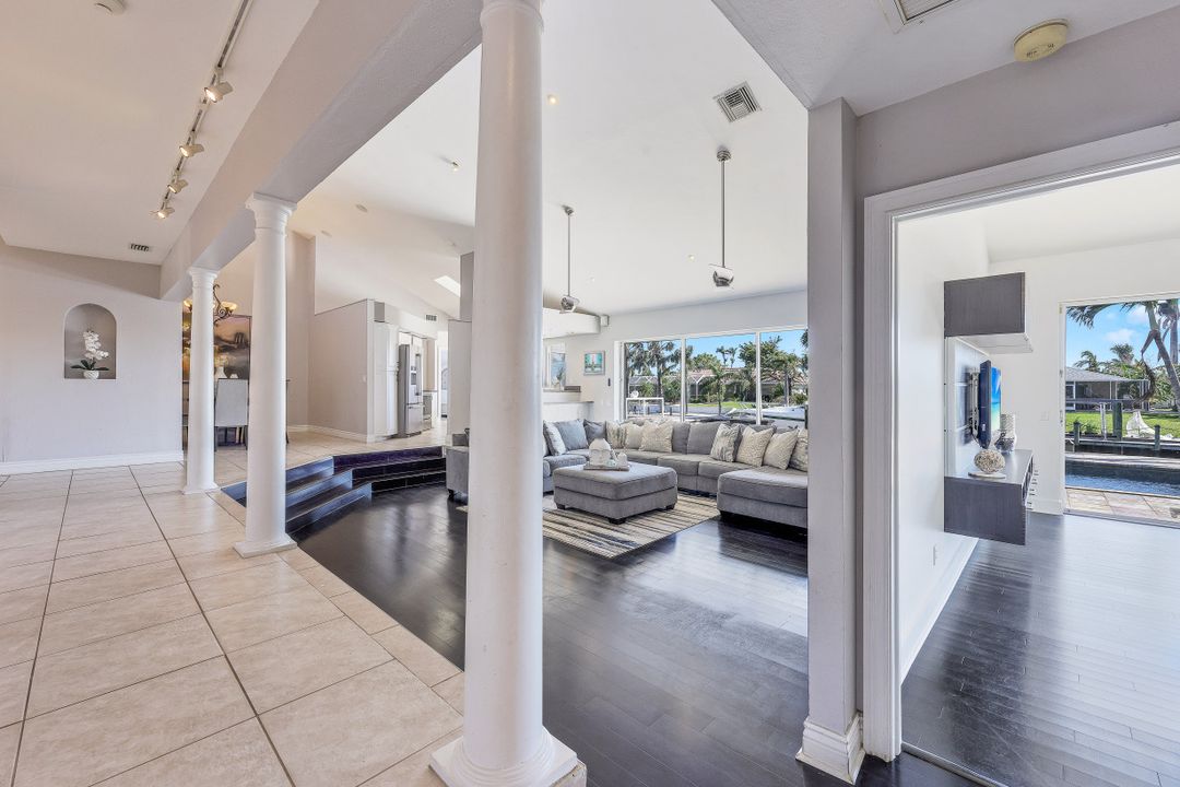 1004 Wittman Dr, Fort Myers, FL 33919