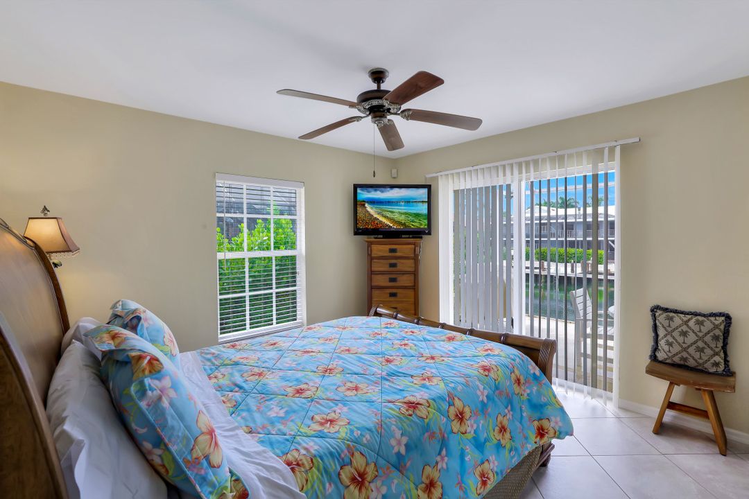 1130 Lighthouse Ct, Marco Island, FL 34145