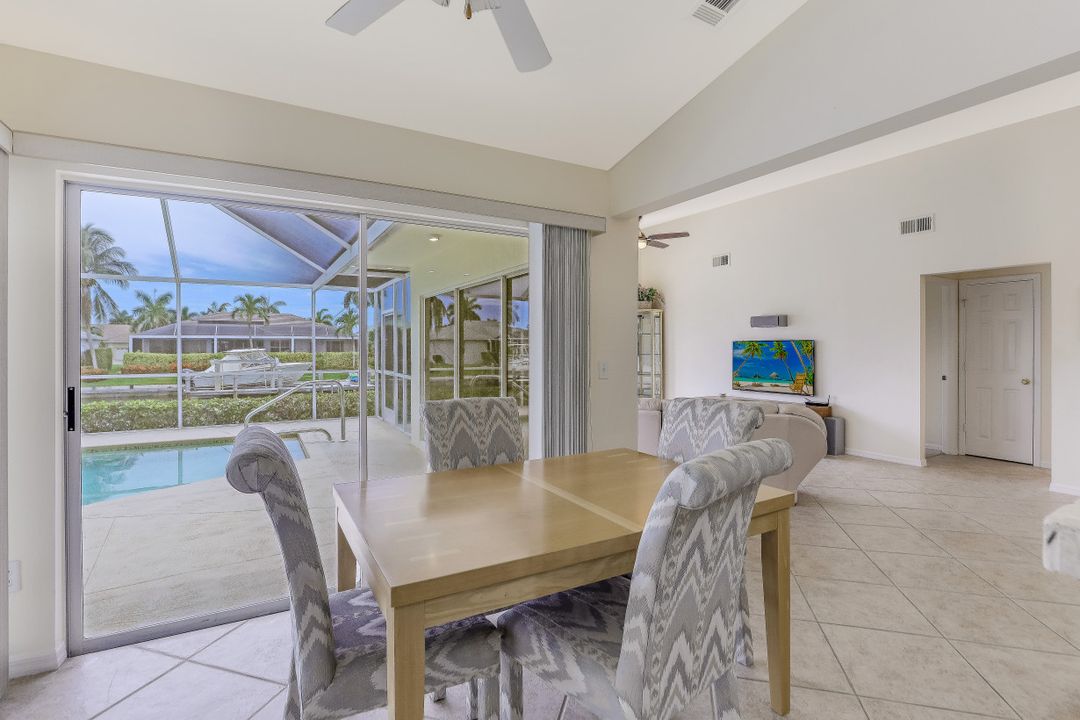 370 Capistrano Ct, Marco Island, FL 34145