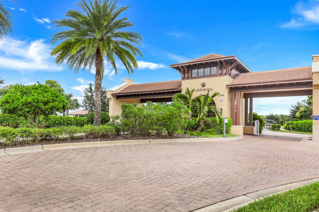 2336 Grenadine Way, Naples , FL 34120