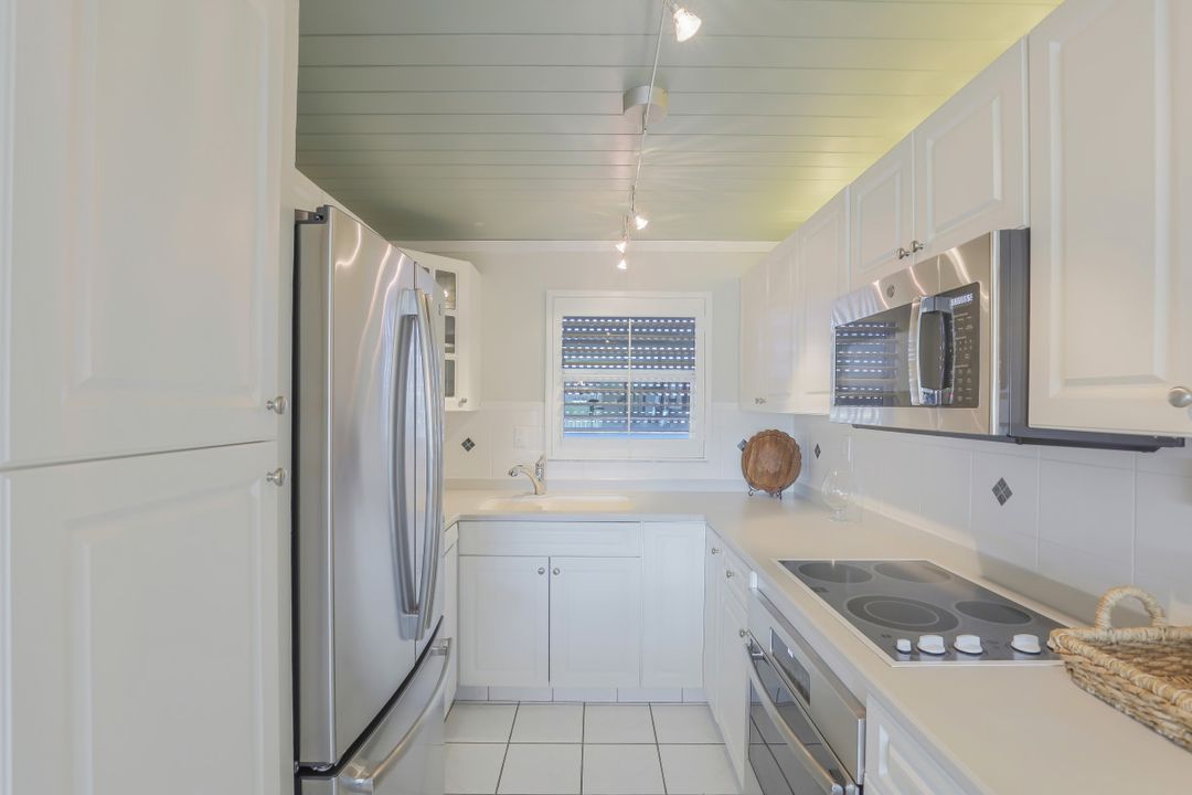 1208 Edington Pl #E-402, Marco Island, FL 34145