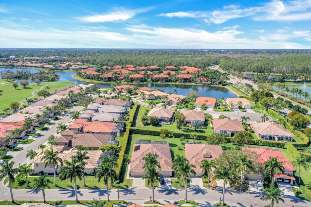 6705 Calumet Dr, Naples, FL 34113