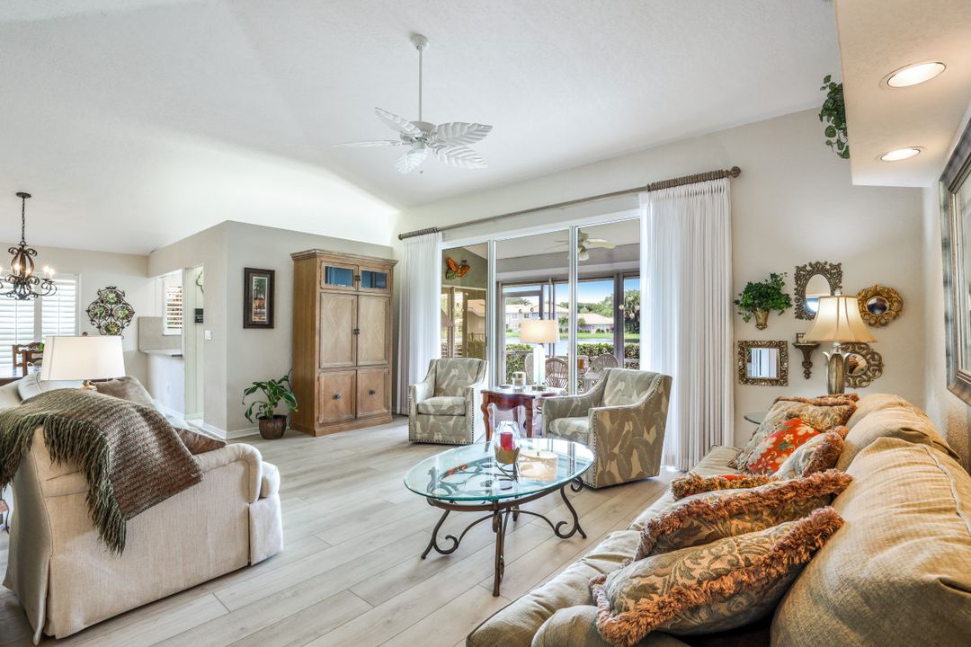 290 Emerald Bay Cir #L-2, Naples, FL 34110