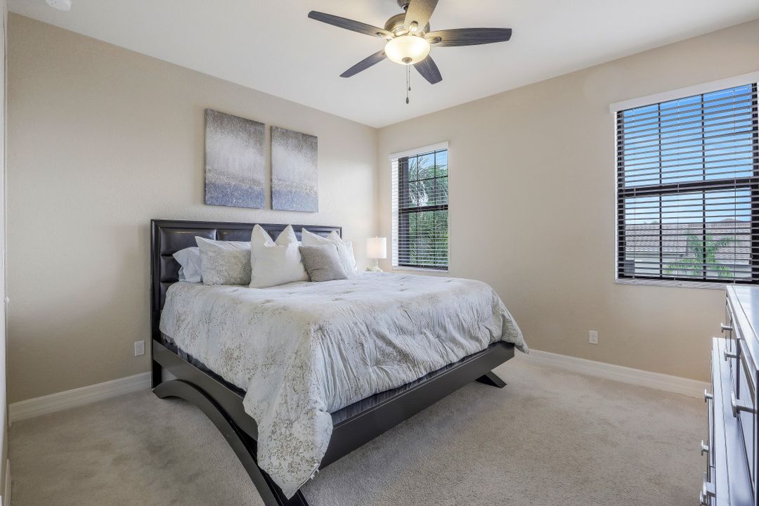 11542 Meadowrun Cir, Fort Myers, FL 33913